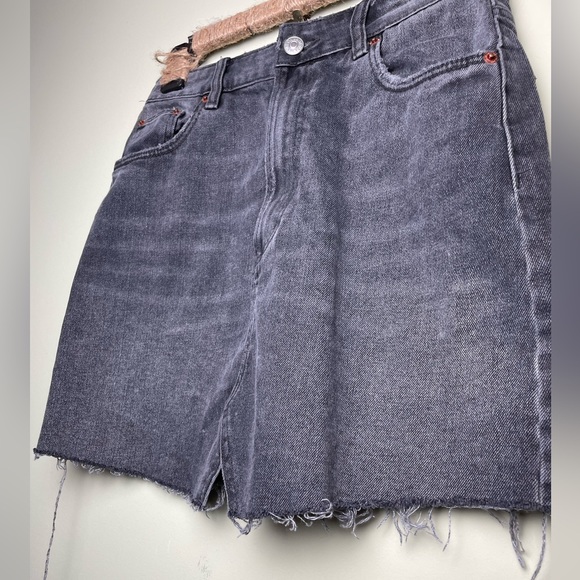 3 for $30 🦋 Like New Black Denim Skirt ZARA Small - 100% cotton - Hi Waisted - Picture 5 of 14